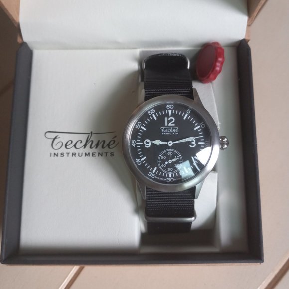Techne Merlin Nato Strap Watch In Black - Picture 1 of 9